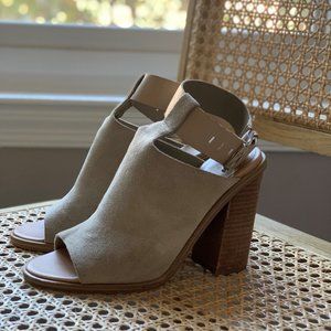 Vashi Ankle Strap Sandal